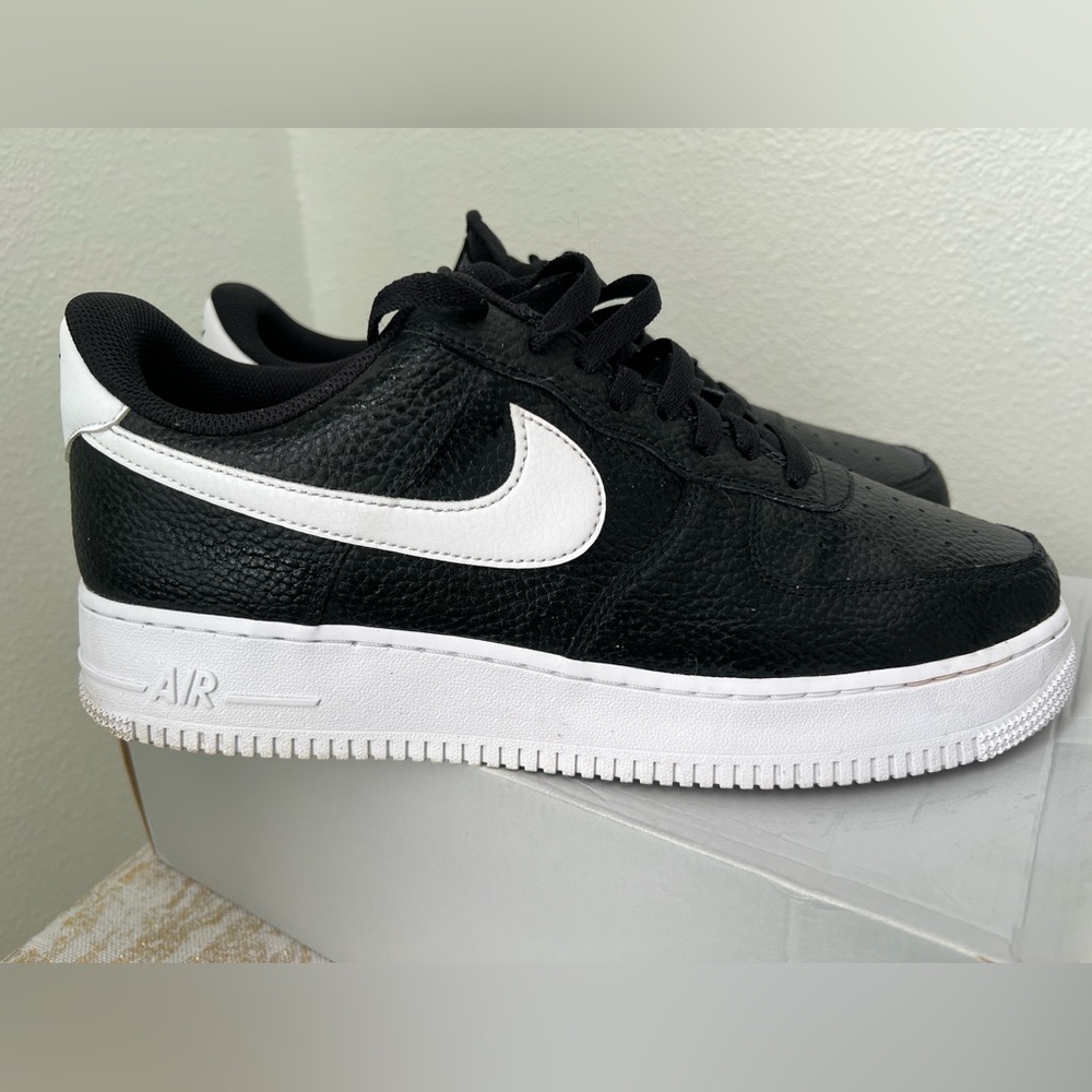 Black and White Men’s Nike Air Force Ones Size 11